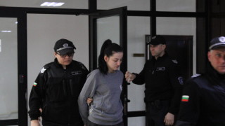 25 годишната полицайка задържаха с канабис в колата си в Разлог