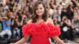 10 минути аплодисменти за Селена Гомес в Кан - премерата на Emilia Perez и сълзите, които не скри
