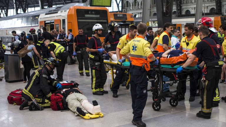 Няма данни за пострадали българи при инцидента с влак в