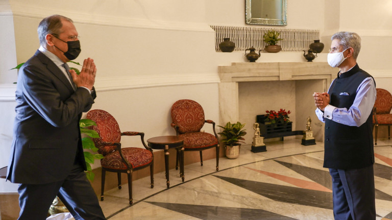 Лавров: Индия не се притеснява от натиска на САЩ за военно сътрудничество с Русия