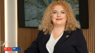 Марина Филипова е ръководител на отдел Управление на възнаграждения и