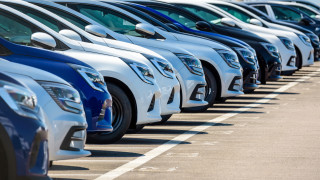 Продажбите на нови автомобили в Европейския съюз паднаха до най ниското