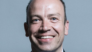 Един от министрите за Брекзит на Великобритания подаде оставка пише