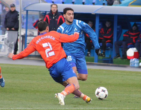 Левски на 1/4-финал след 2:1 срещу Сливен