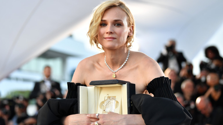 Даян Крюгер потвърди, че е бременна