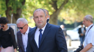 Отдавна има всички условия да се подадат оставки Това заяви