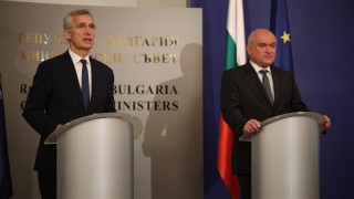 Не е обсъждано разполагането на още бойни групи и зенитно ракетни