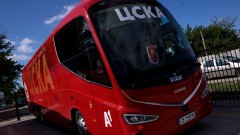 ЦСКА представи „армейския звяр“ – автобус с 4800 имена