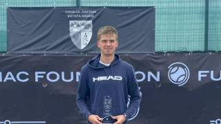 Националът на България за купа Дейвис Пьотр Нестеров спечели титлата на