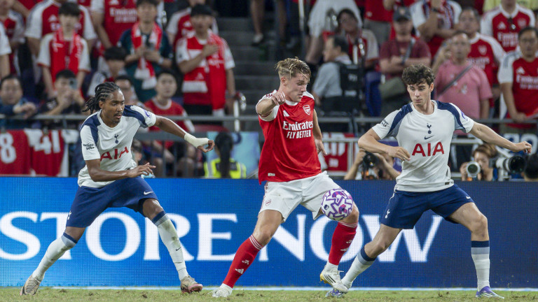 Гьокереш дебютира за Арсенал със загуба от Тотнъм