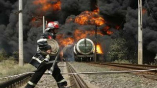 Влак с гориво се взриви край град Гори