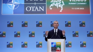 Като неприемливо определи генералният секретар на НАТО Йенс Столтенберг насилието