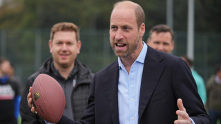 В последните седмици свикнахме да виждаме принц Уилям усмихнат и