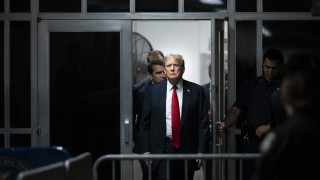 Кремъл заяви в петък че присъдата на Доналд Тръмп показва