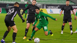 Футболистите на Пирин си спретнаха зрелищен купон още в съблекалнята