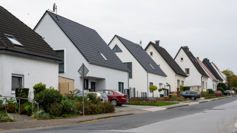 Цените на жилищните имоти в Германия продължават спада си. Поредният