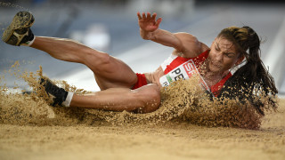 Българката Габриела Петрова не намери място във финала на троен