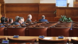 Депутатите провалиха и извънредното си заседание