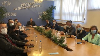 ДПС търси своя кандидат за президент, за да защити демокрацията