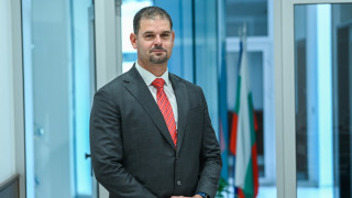 Изпълнителният директор и член на Управителния съвет на Българската банка