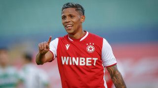 Левски е все по близо до привличането на бившия ас на