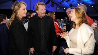 Хелън Хънт и продуцентът Матю Карнахан сложиха край на връзката