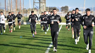 Локомотив Пловдив вече е на турска земя и проведе първото