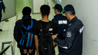 Заловиха полицаи организирали канал за трафик на бежанци в страната