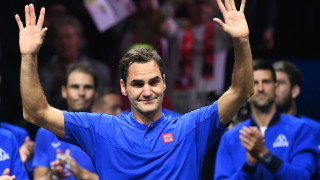 Легендата Роджър Федерер който прекрати своята кариера преди година говори