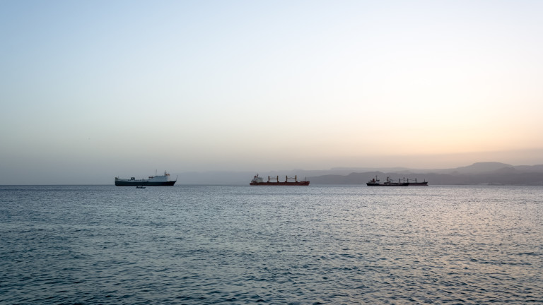 Снимка: Кораб съобщи за взрив край Аденския залив