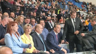 Румен Радев откри "Арена Бургас"