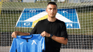 Столичният Левски подписа днес договор за 2 години с Георги