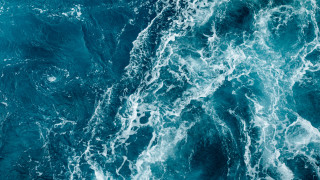 Поне шест мигранти са загинали при опит да прекосят Средиземно