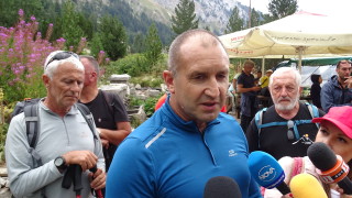 Държавният глава Румен Радев призова държавните институции да проучат много