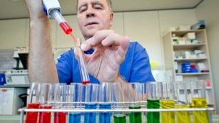 Известният германския фармаколог и спортен лекар Фриц Зьоргел е на