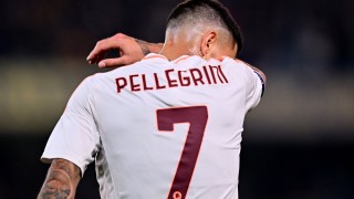 Капитанът на Рома Лоренцо Пелегрини напусна с контузия снощното дерби