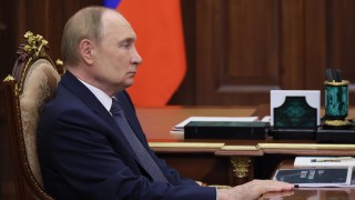 Руският президент Владимир Путин пристигна в китайската столица Пекин съобщава