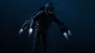 Gravity – 440 000 долара, за да полетим
