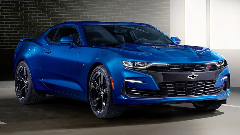 Американската марка Chevrolet представи обновения модел Camaro, койте ще се