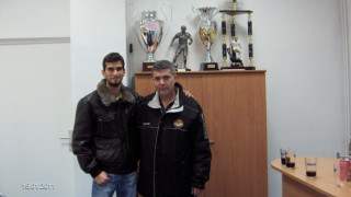 Самуилов не прие оставката на Йотков