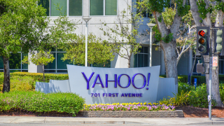 Yahoo освобождава 20% от персонала си