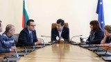 Петков обсъди с "Възраждане" COVID мерките