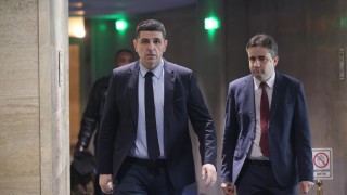Ние внасяме искане за освобождаване на заместник шефа на Националната здравоносигурителна
