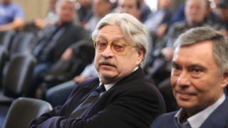 Левски официално има нов собственик Днес бившият такъв Спас Русев