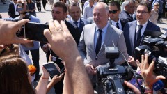 Желязков против театрални движения: Няма опасност за националната сигурност
