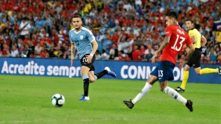 Уругвай победи Чили в сблъсък от Група C на Копа Америка Суарес