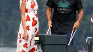 Джордж Клуни и Амал с ново попълнение в семейството
