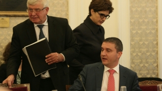 Не грешен, а реалистичен е бюджетът, защити го Горанов