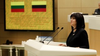 И пред Съвета на федерацията Караянчева говори за енергетика