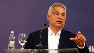 Парламентът на Унгария предостави мандат на премиера Виктор Орбан за
